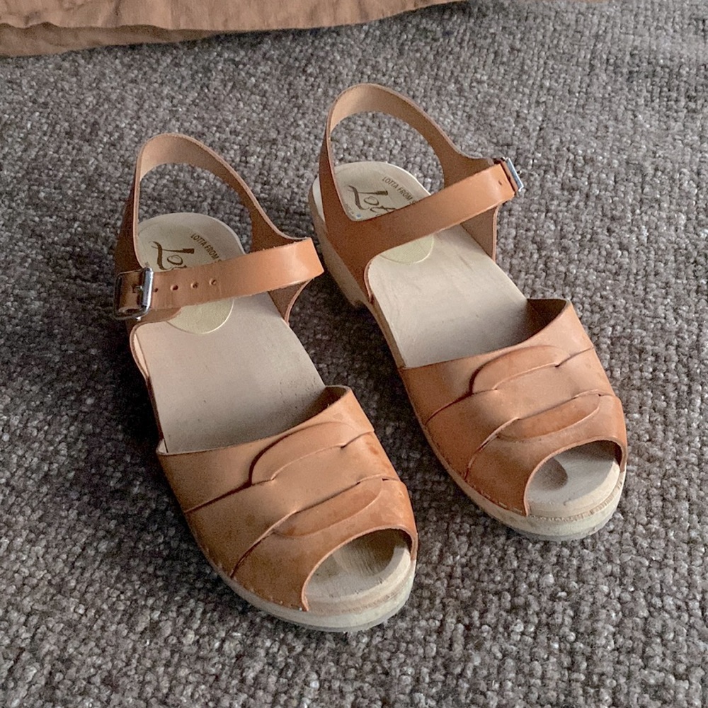 Women's Tan Leather Open-Toe Slingback Sandals